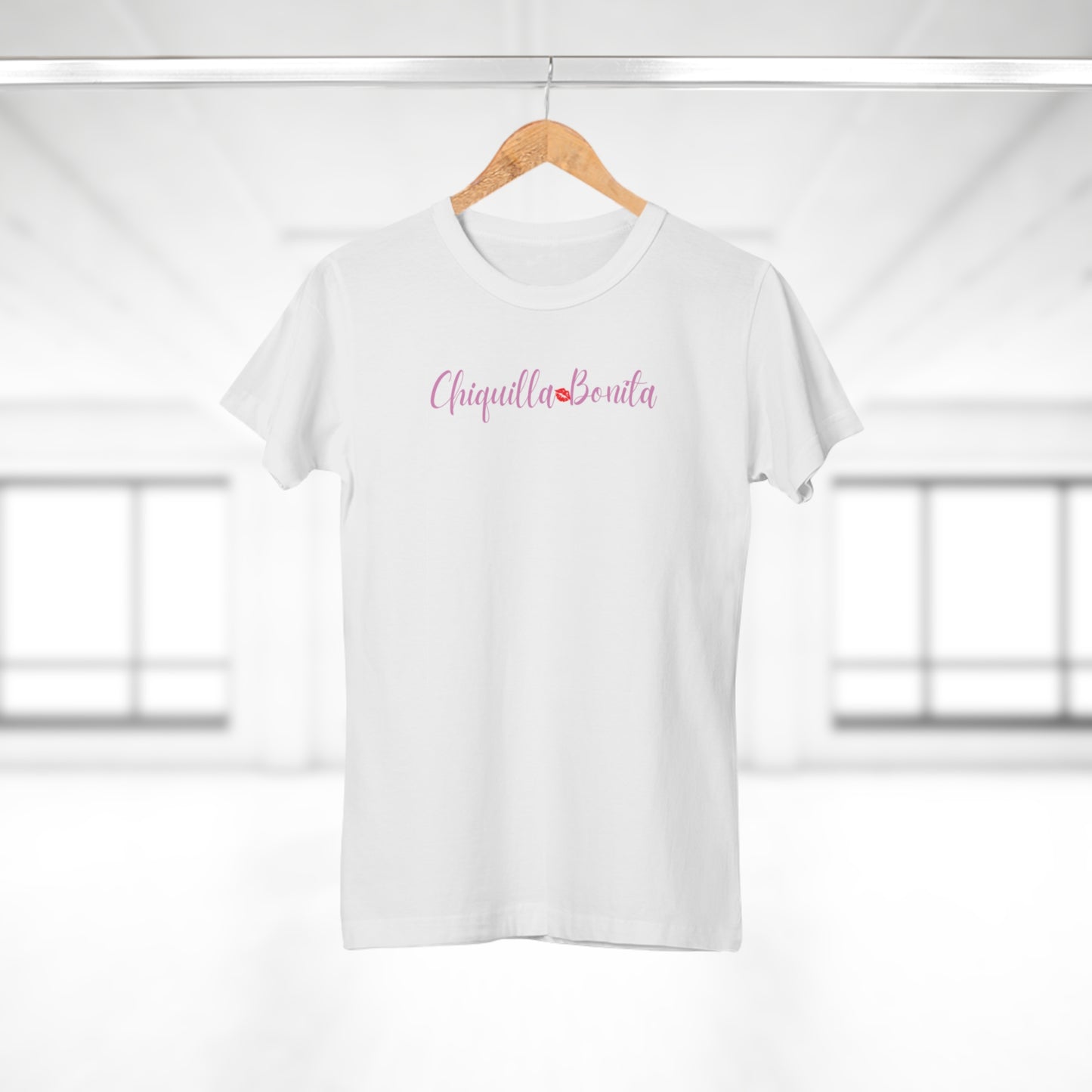 Chiquilla Bonita Women's T-Shirt - Casual Summer Tee